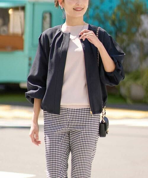 a.v.v / アー・ヴェ・ヴェ セットアップ | 麻調ノーカラーブルゾン(ネイビー)