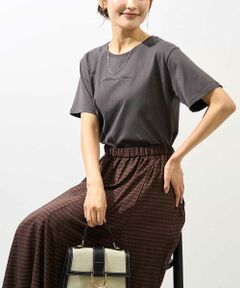 a.v.v / アー・ヴェ・ヴェ カットソー | 刺繍ロゴTシャツ