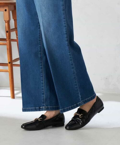 a.v.v / アー・ヴェ・ヴェ チノ・ワークパンツ | 【雑誌InRed(宝島社)11月号掲載】ストレッチデニムワイドパンツ | 詳細30