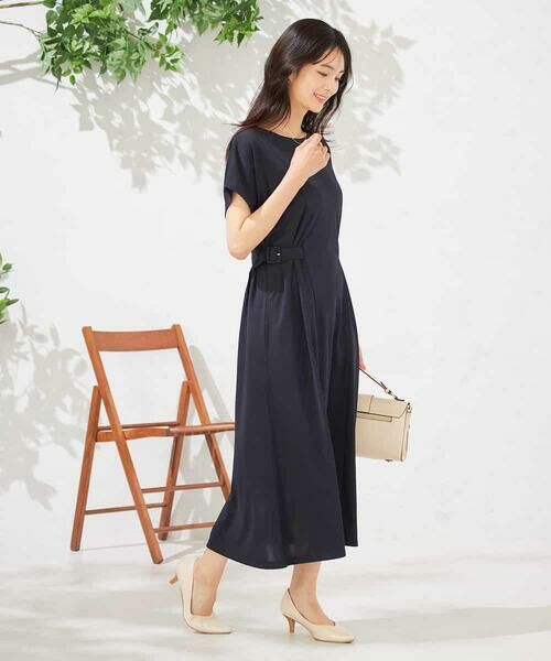 a.v.v / アー・ヴェ・ヴェ ロング・マキシ丈ワンピース | 【UVカット/速乾/イージーケア】ウエストベルトフレアワンピース | 詳細3