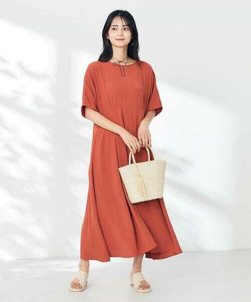 a.v.v / アー・ヴェ・ヴェ ロング・マキシ丈ワンピース | 【接触冷感/洗える/ストレッチ/UVカット】ウエスト切り替えドルマンワンピース | 詳細3