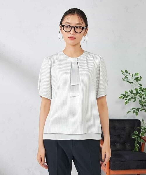 a.v.v / アー・ヴェ・ヴェ シャツ・ブラウス | 【ストレッチ/洗える】チャーム付きボウタイブラウス | 詳細3