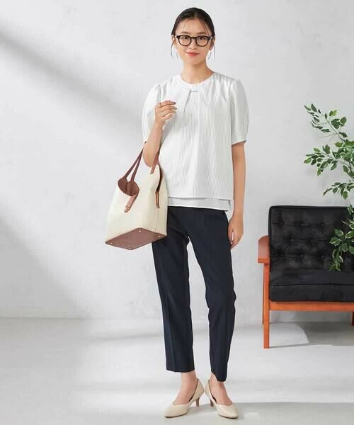 a.v.v / アー・ヴェ・ヴェ シャツ・ブラウス | 【ストレッチ/洗える】チャーム付きボウタイブラウス | 詳細8