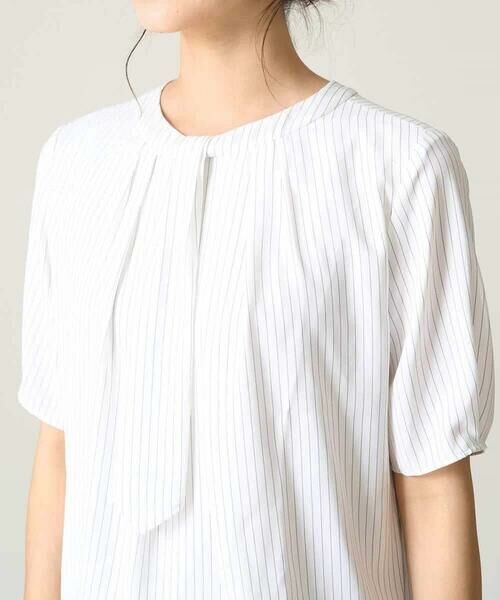 a.v.v / アー・ヴェ・ヴェ シャツ・ブラウス | ボウタイ2wayメタルチャーム付きブラウス | 詳細27