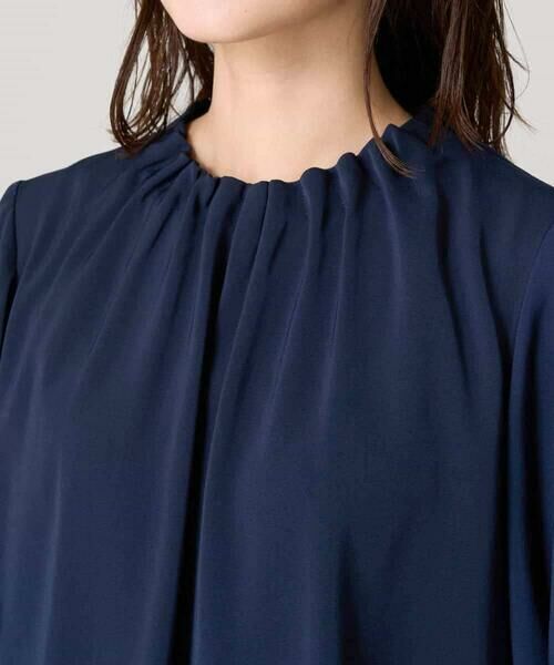 a.v.v / アー・ヴェ・ヴェ シャツ・ブラウス | タックネックフレアブラウス | 詳細16