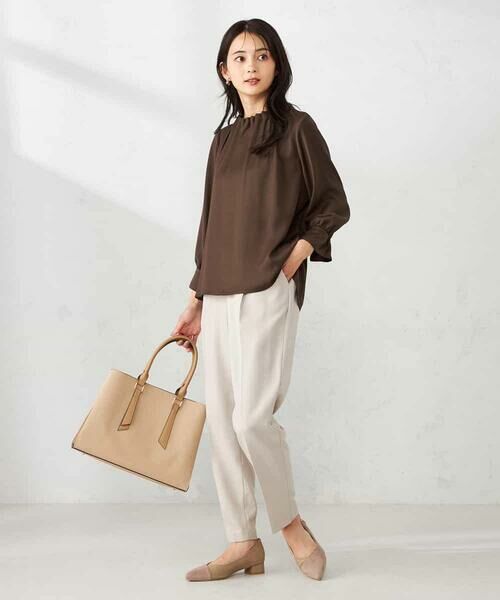 a.v.v / アー・ヴェ・ヴェ シャツ・ブラウス | 【マシンウォッシャブル】タックネックブラウス | 詳細12