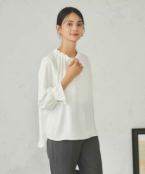 a.v.v / アー・ヴェ・ヴェ シャツ・ブラウス | 【マシンウォッシャブル】タックネックブラウス(ホワイト)
