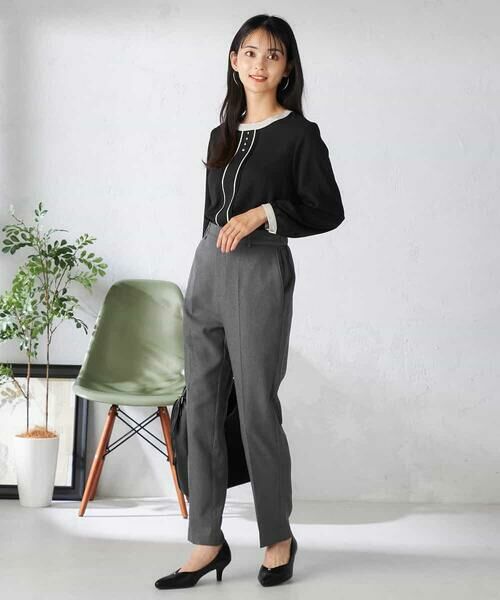 a.v.v / アー・ヴェ・ヴェ シャツ・ブラウス | 【洗える】バイカラーピンタックブラウス | 詳細11