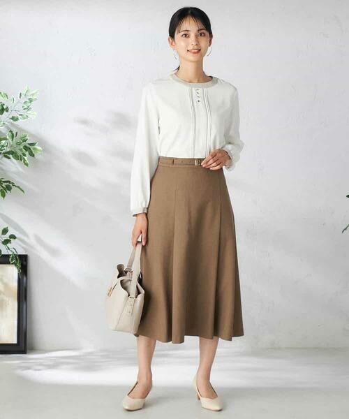 a.v.v / アー・ヴェ・ヴェ シャツ・ブラウス | 【洗える】バイカラーピンタックブラウス | 詳細4