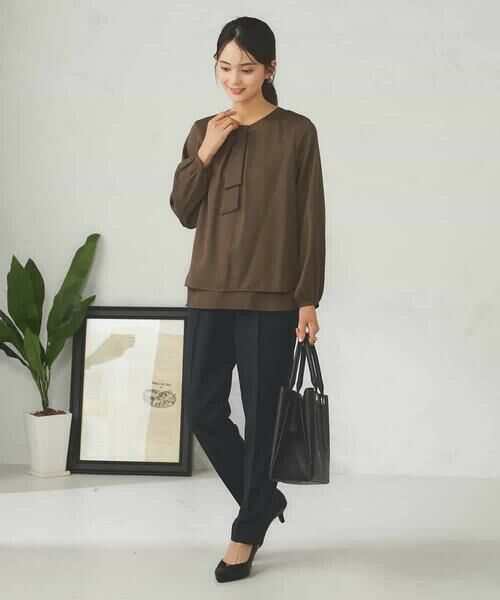 a.v.v / アー・ヴェ・ヴェ シャツ・ブラウス | 【マシンウォッシャブル】チャーム付きボウタイブラウス | 詳細12