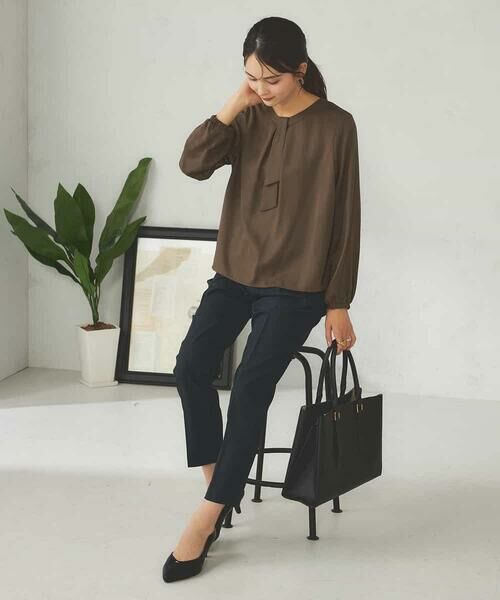 a.v.v / アー・ヴェ・ヴェ シャツ・ブラウス | 【マシンウォッシャブル】チャーム付きボウタイブラウス | 詳細17