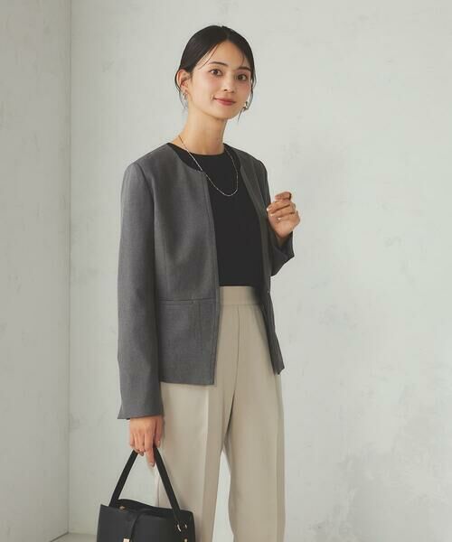 a.v.v / アー・ヴェ・ヴェ ノーカラージャケット | 【洗える/イージーケア/吸水速乾/ストレッチ】梳毛調キーネックジャケット | 詳細24