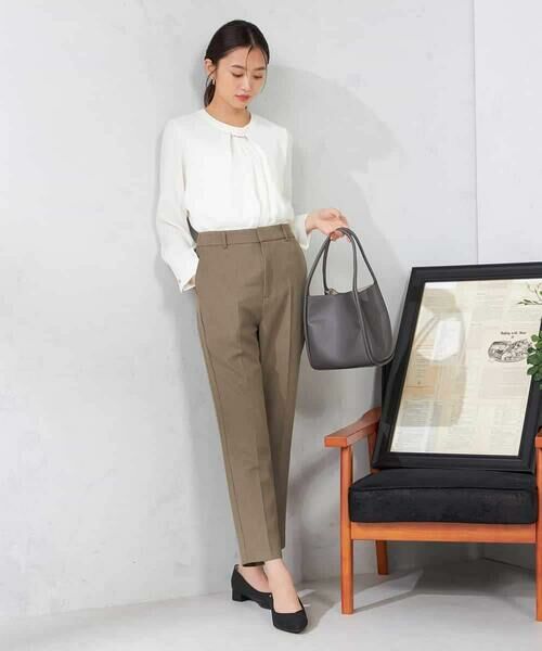 a.v.v / アー・ヴェ・ヴェ チノ・ワークパンツ | 【洗える/イージーケア/吸水速乾/ストレッチ】梳毛調テーパードパンツ | 詳細2