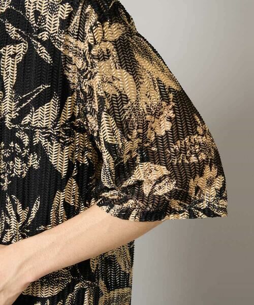 a.v.v / アー・ヴェ・ヴェ シャツ・ブラウス | 【洗濯機で洗える】メッシュニットダークフラワー五分袖オープンカラーシャツ | 詳細24