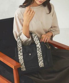 a.v.v / アー・ヴェ・ヴェ ショルダーバッグ | 【2WAY】10ポケットバッグ