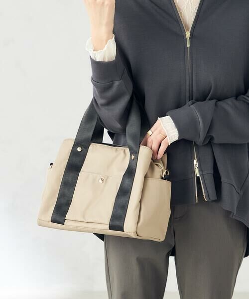 a.v.v / アー・ヴェ・ヴェ ショルダーバッグ | 【2WAY】10ポケットバッグ | 詳細1