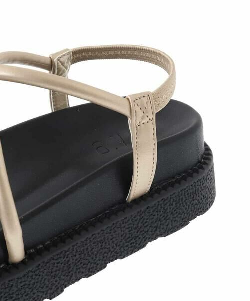 a.v.v / アー・ヴェ・ヴェ サンダル | 厚底ストラップサンダル | 詳細17