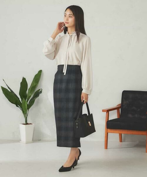 a.v.v / アー・ヴェ・ヴェ シャツ・ブラウス | フリルネックボウタイブラウス | 詳細14