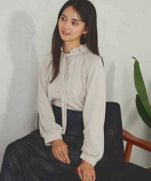 a.v.v / アー・ヴェ・ヴェ シャツ・ブラウス | フリルネックボウタイブラウス | 詳細9