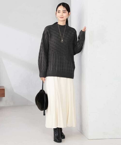 a.v.v / アー・ヴェ・ヴェ ニット・セーター | ケーブル編みバイアスデザインニット | 詳細19