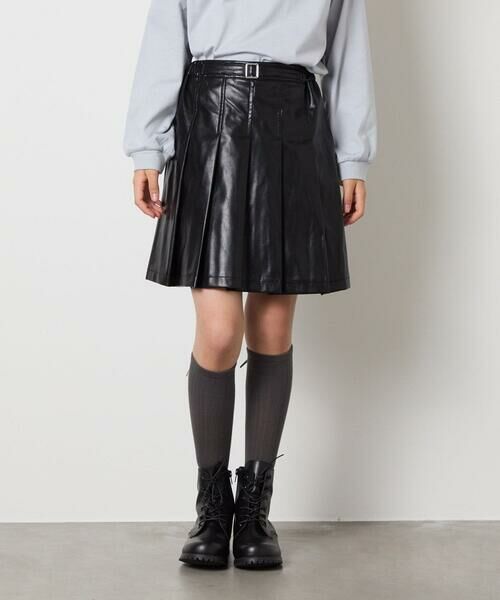 a.v.v / アー・ヴェ・ヴェ ミニ・ひざ丈スカート | [120-160]フェイクレザープリーツスカート | 詳細1