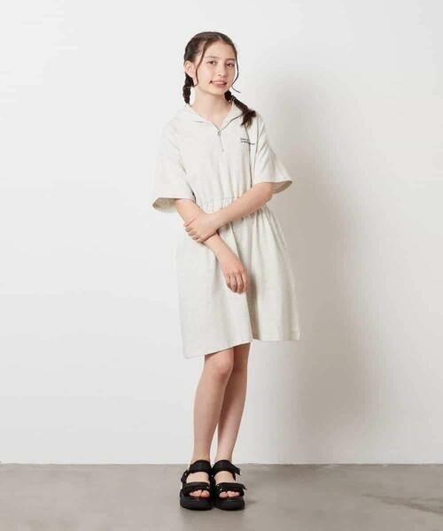 a.v.v / アー・ヴェ・ヴェ ロング・マキシ丈ワンピース | 【接触冷感/ジメジメ対策/毛玉になりにくい】[140-150]ハーフジップフーディワンピース | 詳細16