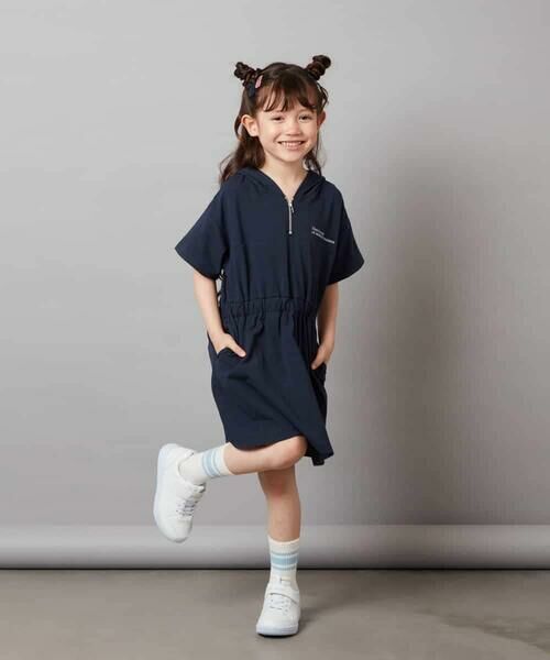 a.v.v / アー・ヴェ・ヴェ ロング・マキシ丈ワンピース | 【接触冷感/ジメジメ対策/毛玉になりにくい】[140-150]ハーフジップフーディワンピース | 詳細7