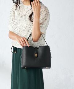 a.v.v / アー・ヴェ・ヴェ トートバッグ | ビットハンドバッグ