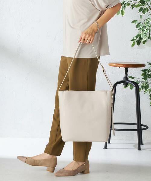 a.v.v / アー・ヴェ・ヴェ トートバッグ | ワンハンドルA4トート | 詳細1