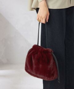 a.v.v / アー・ヴェ・ヴェ ショルダーバッグ | ファー巾着ショルダーバッグ