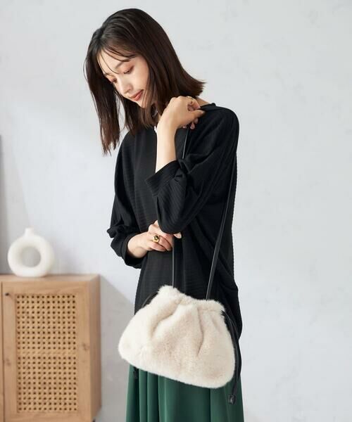 a.v.v / アー・ヴェ・ヴェ ショルダーバッグ | ファー巾着ショルダーバッグ | 詳細6
