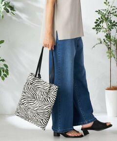 a.v.v / アー・ヴェ・ヴェ トートバッグ | フラップアニマルA4トート