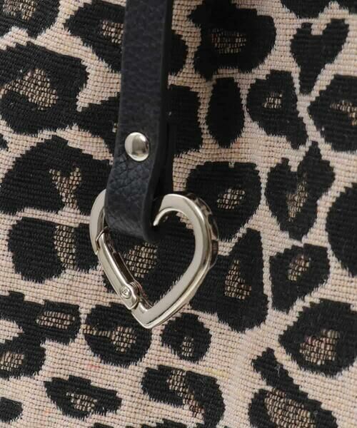 a.v.v / アー・ヴェ・ヴェ トートバッグ | フラップアニマルA4トート | 詳細12