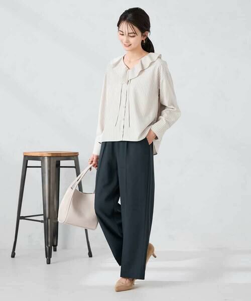 a.v.v / アー・ヴェ・ヴェ シャツ・ブラウス | ラッフルフリルストライプブラウス | 詳細19