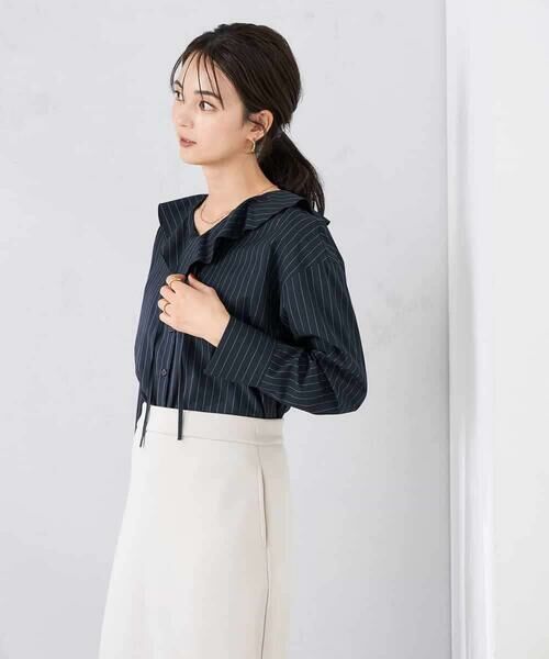 a.v.v / アー・ヴェ・ヴェ シャツ・ブラウス | ラッフルフリルストライプブラウス | 詳細2
