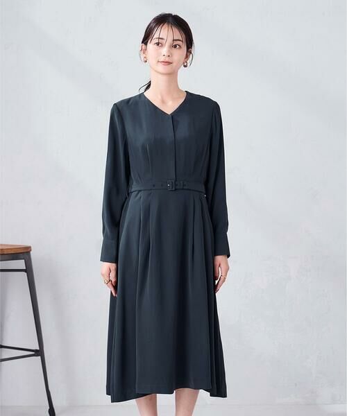 a.v.v / アー・ヴェ・ヴェ ロング・マキシ丈ワンピース | 【洗える】ウエストタックワンピース | 詳細17