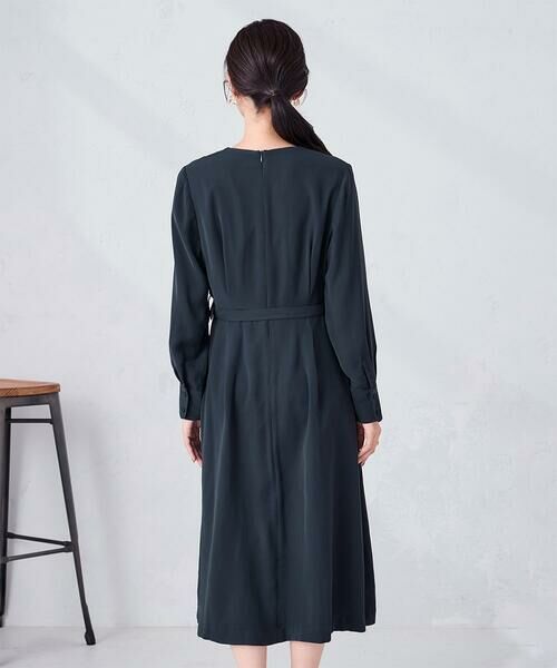 a.v.v / アー・ヴェ・ヴェ ロング・マキシ丈ワンピース | 【洗える】ウエストタックワンピース | 詳細19