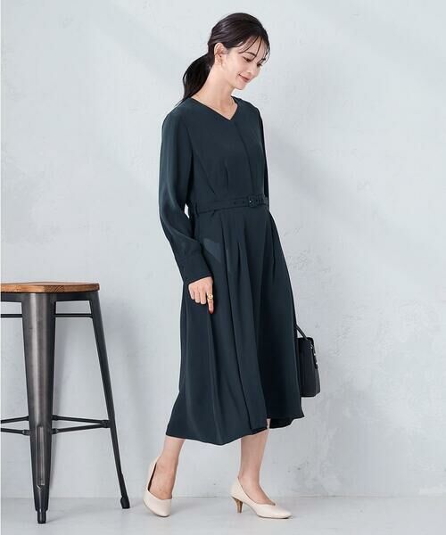 a.v.v / アー・ヴェ・ヴェ ロング・マキシ丈ワンピース | 【洗える】ウエストタックワンピース | 詳細2