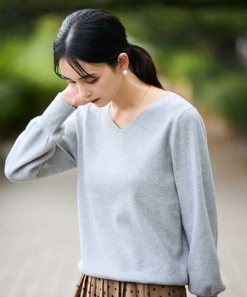 a.v.v / アー・ヴェ・ヴェ ニット・セーター | 【洗える】Vネックパフスリーブニット/アンサンブル対応(グレー)