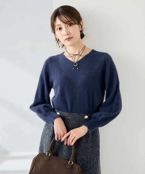 a.v.v/アー・ヴェ・ヴェ ヘアリーラメVネックニット ネイビー M