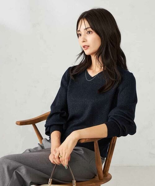 a.v.v / アー・ヴェ・ヴェ ニット・セーター | 【洗える】ラメVネック美ラクるパフスリーブニット | 詳細9