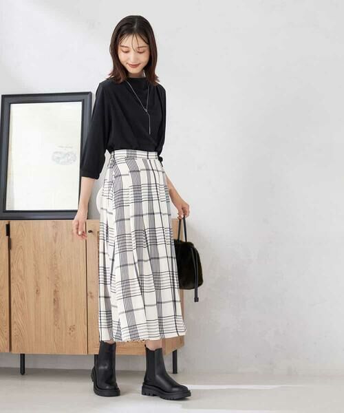 a.v.v / アー・ヴェ・ヴェ ロング・マキシ丈スカート | 【マシンウォッシャブル】タックフレアサテンスカート | 詳細5