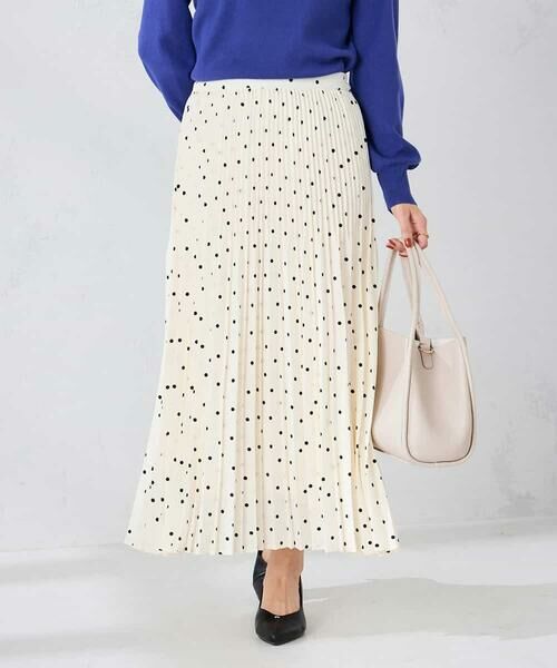 a.v.v / アー・ヴェ・ヴェ ロング・マキシ丈スカート | 【洗える】ドットプリーツスカート | 詳細1