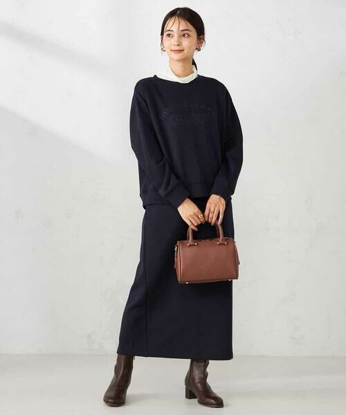 a.v.v / アー・ヴェ・ヴェ スウェット | 刺繍ロゴショートダンボールスウェット | 詳細12