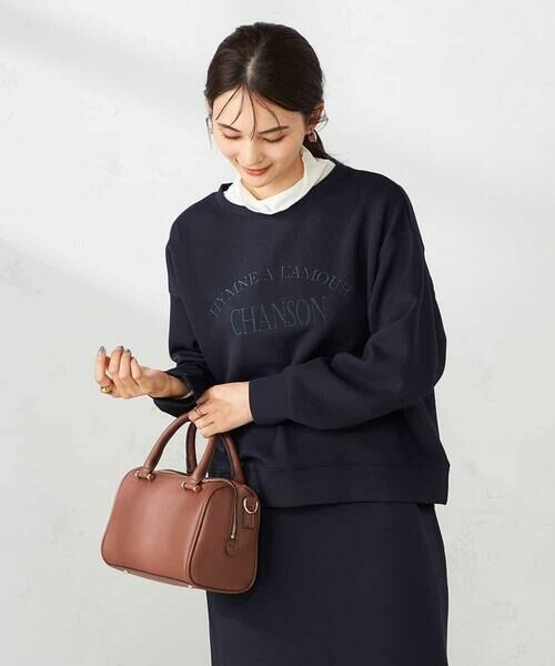 a.v.v / アー・ヴェ・ヴェ スウェット | 刺繍ロゴショートダンボールスウェット | 詳細8