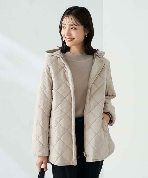 a.v.v/アー・ヴェ・ヴェ キルティングミドルコート ベージュ M
