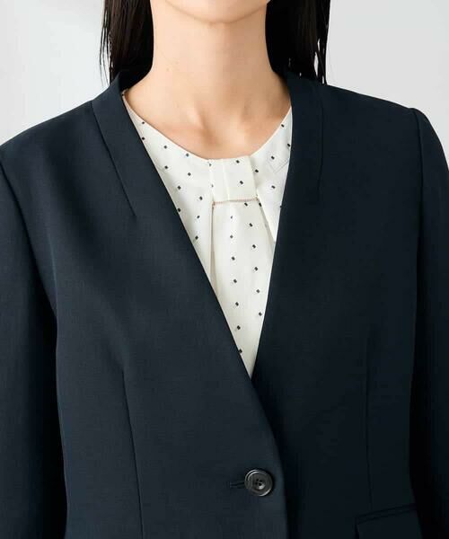 a.v.v / アー・ヴェ・ヴェ ノーカラージャケット | 【洗える/イージーケア/ストレッチ】パウダーツイルVネックジャケット | 詳細3