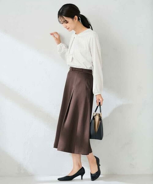 a.v.v / アー・ヴェ・ヴェ ロング・マキシ丈スカート | 【洗える/イージーケア/ストレッチ】パウダーツイルフレアスカート | 詳細4