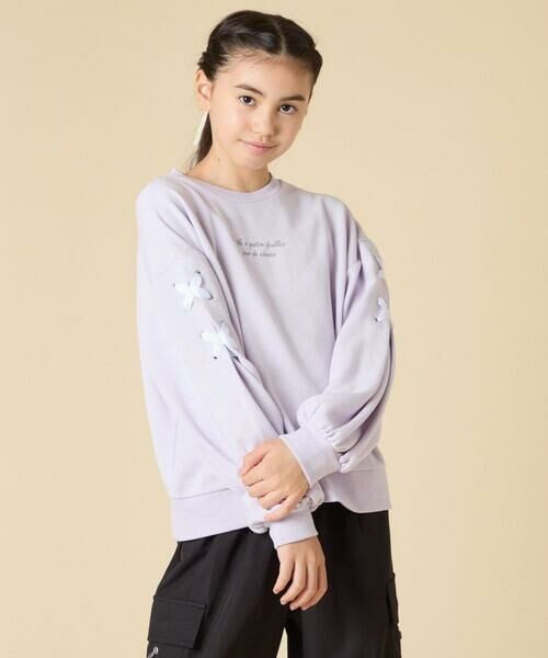 a.v.v / アー・ヴェ・ヴェ カットソー | [120-160]【人気NO.1トップス！/袖レースアップ/プチロゴ/通学にもオススメ】レースアップスリーブトレーナー | 詳細15