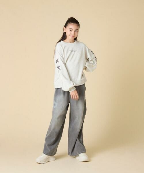 a.v.v / アー・ヴェ・ヴェ カットソー | [120-160]【人気NO.1トップス！/袖レースアップ/プチロゴ/通学にもオススメ】レースアップスリーブトレーナー | 詳細27